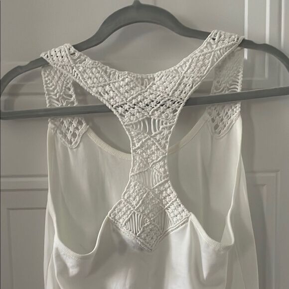Ralph Lauren Black Label White Tank Top with Crochet Racer Back - Picture 4 of 6